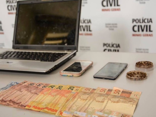 operação polícia civil em araxá (Foto: Polícia Civil/Divulgação)