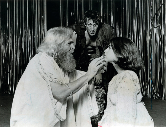 Sérgio Britto,Paulo Goulart e Fernanda Torres em cena de O rei Lear,em 1983 (Foto:  Arquivo Agência O Globo)