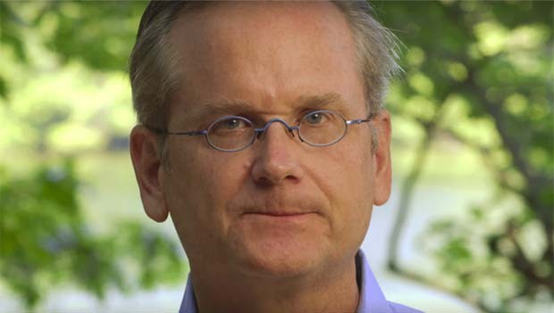 Lawrence Lessig, professor of law at Harvard, said on Wednesday (9) his pr & # xE9; -candidatura & # xE0; presid & # x and; NCIA US