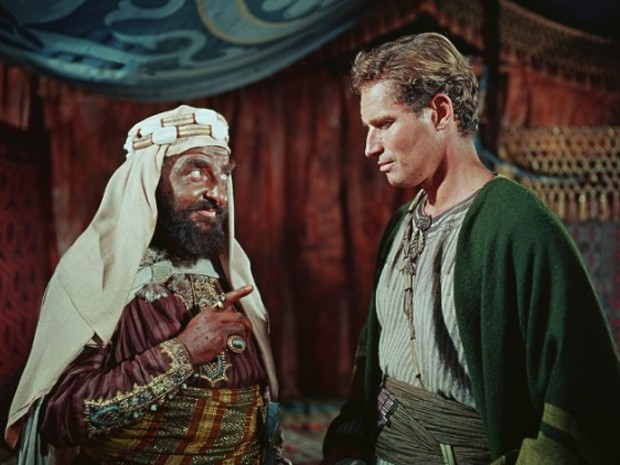Hugh Griffith e Charlton Heston em cena de 'Ben-Hur' (1959) (Foto: Divulgação/Warner Bros)