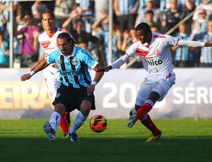 Barcos contra o Náutico (Foto: Lucas Uebel / Grêmio, DVG)