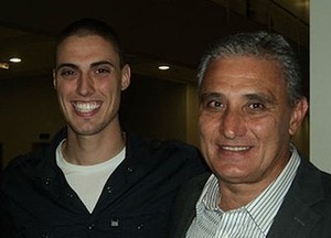 Família Bacchi: Tite ouve dicas e projeta filho na comissão técnica