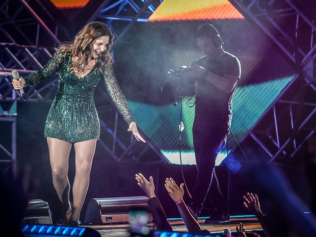 Ivete Sangalo em show em Goiânia, em Goiás (Foto: Francisco Cepeda/ Ag. News)