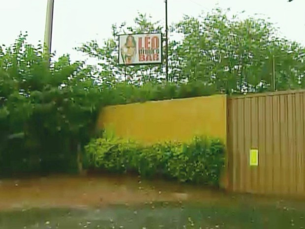 Seis foram baleados e mortos dentro de casa de prostituição em Jaboticabal (Foto: Reprodução/EPTV)