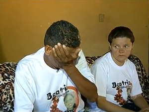 Pais de Beatriz lamentaram a morte prematura da filha, em Arapoema (Foto: Reprodução/TV Anhanguera)