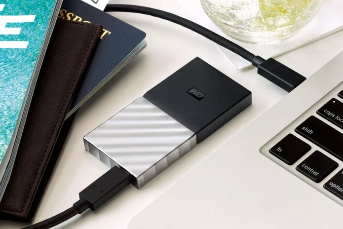 SSD portátil tem porta USB-C e é resistente à quedas (Foto: Divulgação/Western Digital)