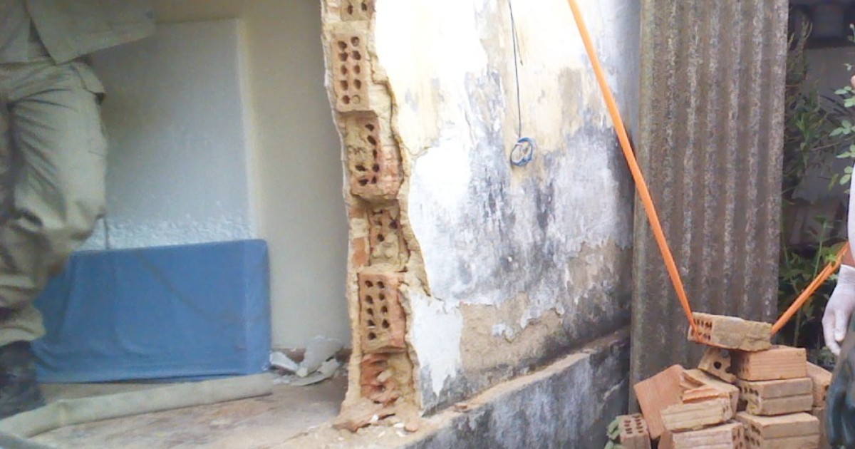 Vítima de obesidade mórbida morre dentro de casa em Valença, RJ - Globo.com