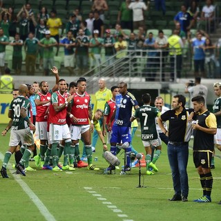 Jogadores do Palmeiras pedem calma para evitar pressão maior por títulos