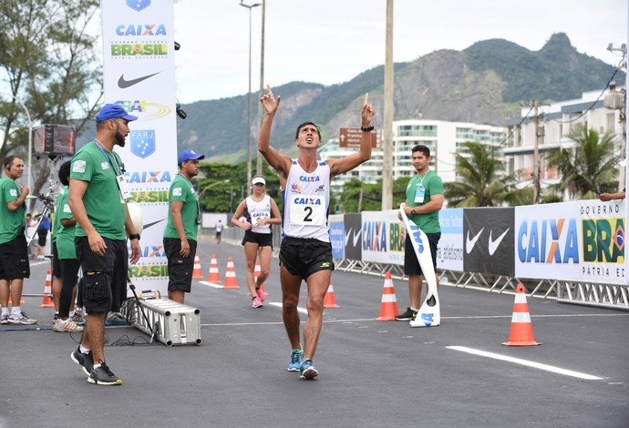 Caio Bonfim vence os 20 km masculino (Foto: André Telles/CBAt)