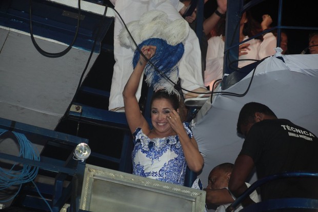 Daniela Mercury no carnaval de Salvador de 2014 (Foto: Wallace Barbosas e Vinicios Eduardo / Agnews)