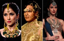 Desfile de joias na Índia exibe peças exóticas