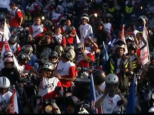 Motoboys protestam contra questões de trânsito envolvendo motociclistas (Foto: Reprodução/TV Globo)