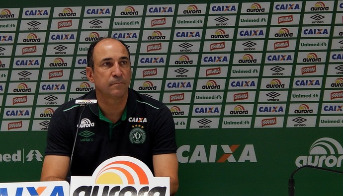 Eutrópio vê dois tempos distintos e diz que primeiro gol determinou a