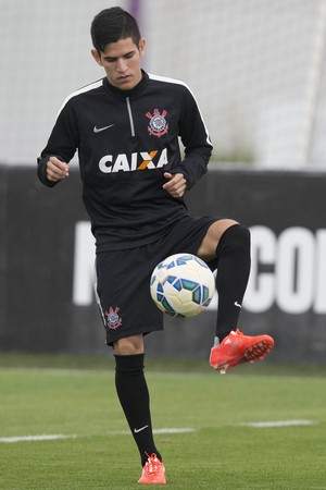 Joia 2016: apadrinhado por Gamarra, Gustavo Vieira mira chance com Tite