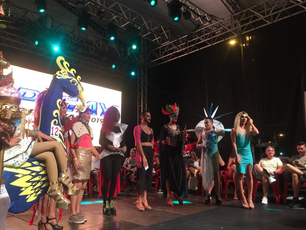 Electra e Fabricia Ferreira vencem o Concurso Pop Gay em Florianópolis