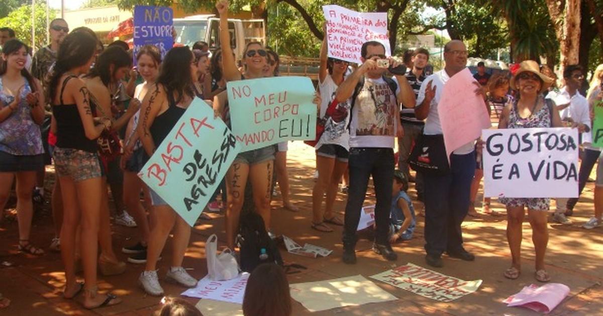 G1 Marcha das Vadias é realizada pela primeira vez em Campo Grande