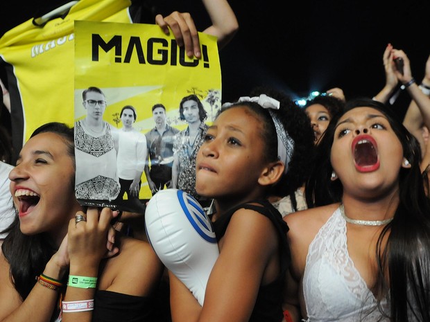 Fãs do Magic! gritam durante o show da banda de reggae no Rock in Rio (Foto: Alexandre Durão/G1)