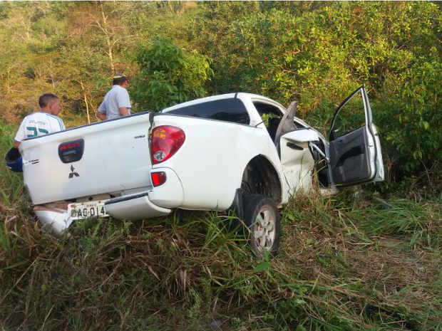 Vítimas estavam na carroceria da picape (Foto: Reprodução/Arquivo Pessoal)