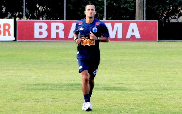 Souza, meia do Cruzeiro (Foto: Marco Antônio Astoni /Globoesporte.com)