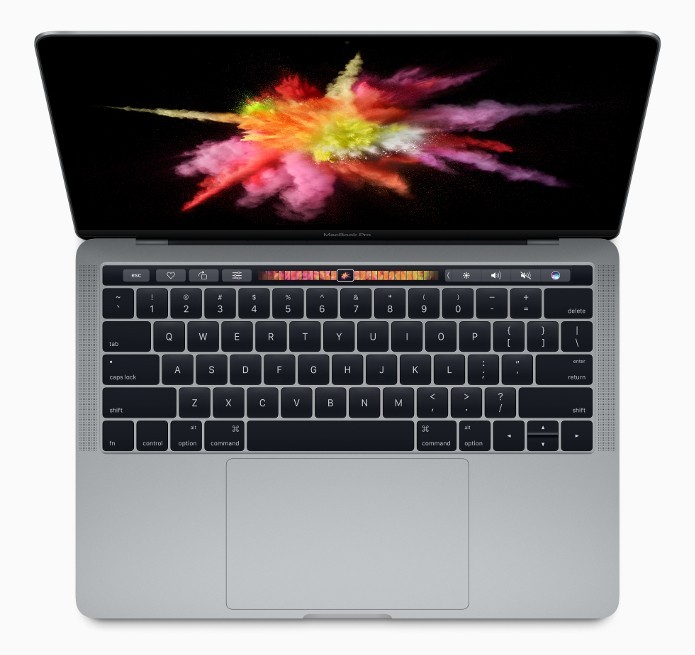 Nova versão do MacBook Pro focou em barra de toque e preço elevado em 2016 (Foto: Divulgação/Apple)