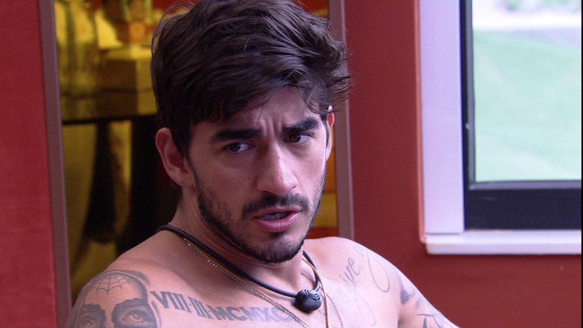 Guilherme reclama de brother Acha que é o dono do mundo casa bbb