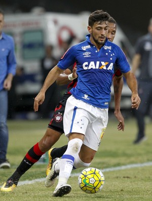 Arrascaeta Cruzeiro x Atlético-PR (Foto: Washington Alves/ Lightpress)
