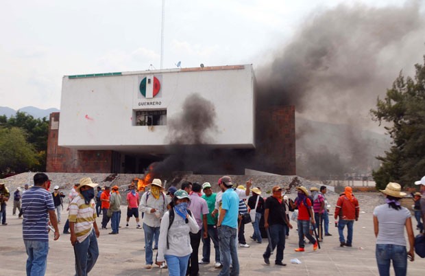 Violência ocorreu em Chilpancingo, no sul do país (Foto: Alejandrino Gonzalez/AP)