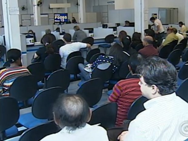 Peritos do INSS de Sorocaba negam metade dos benefícios de auxílio doença (Foto: Reprodução TV Tem)