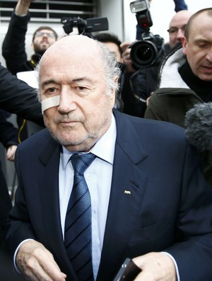 Joseph Blatter na sede da Fifa em Zurique (Foto: Reuters)