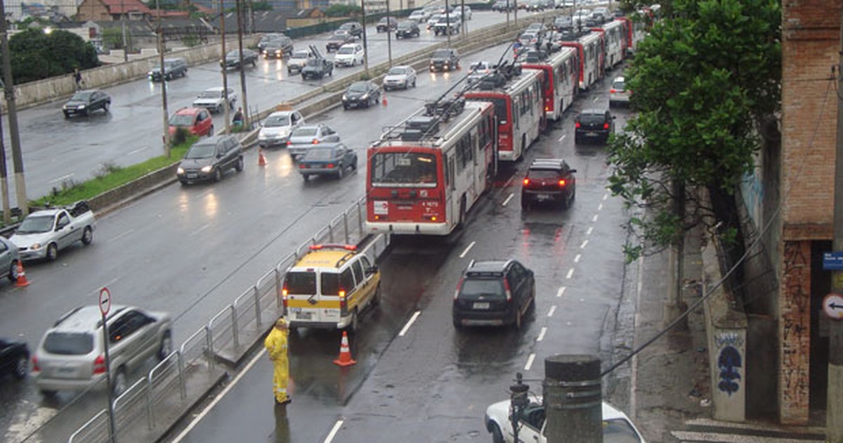 G Defeito Em Rede Provoca Fila De Tr Lebus Em Viaduto De S O Paulo