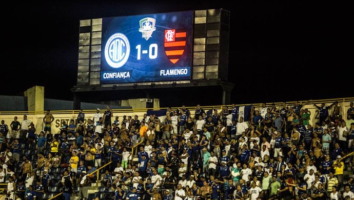 Confiança venceu o Flamengo por 1 a 0 em Aracaju (Foto: Filippe Araújo)