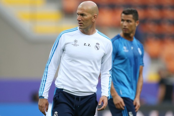 Zidane Cristiano Ronaldo treino Real Madrid (Foto: Reuters)
