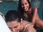 Cleo Pires mostra curtição com a família em piscina em Miami