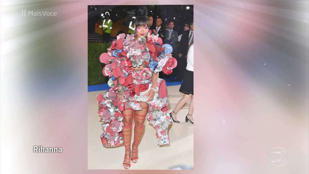 Rihanna: look conceitual não agradou (Foto: TV Globo)