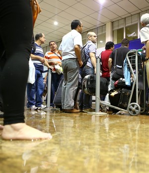 Chuva forte alaga o Aeroporto da Pampulha, em Belo Horizonte (Rodrigo Lima/O Tempo/Estadão Conteúdo)