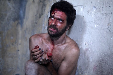 Ishai Golan em cena de 'Prisioneiros de guerra' (Foto: Divulgação)
