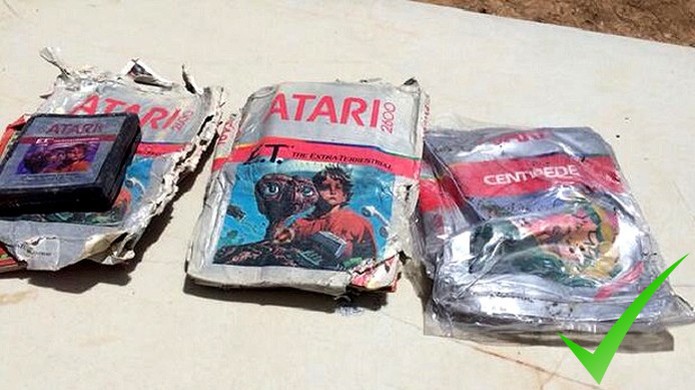 Cartucho Atari no deserto (Foto: Kotaku)