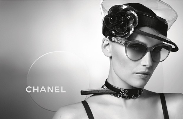 Laetitia Casta para Chanel eyewear (Foto: Divulgação)