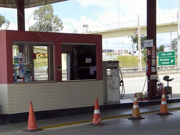 Posto onde ocorreu o crime fica às margens da BR-381 (Foto: Reprodução EPTV)