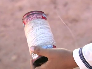 Usar cerol na linha da pipa é proibido por lei em Santarém (Foto: Reprodução/TV Tapajós)