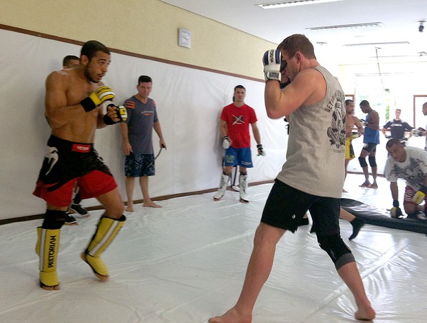 José Aldo treinando com Gray Maynard MMA (Foto: Ana Hissa)