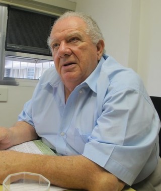 Mustafá critica sucessores e reafirma concessão de título à dona da Crefisa