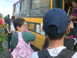 Transporte escolar em Campina Grande (Foto: Reprodução / TV Paraíba)