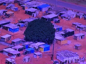Imagem aérea do assentamento do MTST em Planaltina (Foto: TV Globo/Reprodução)