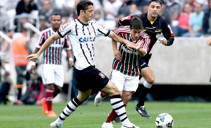 Corintianos minimizam arbitragem e exaltam bom segundo tempo