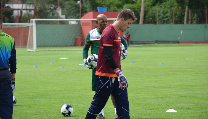 Goleiro, que chegou em 2016, atuou em apenas 1 partida pela Série C e agora quer a chance de jogar com mais frequência pela equipe de Varginha (Foto: Lucas Soares) Goleiro, que chegou em 2016, atuou em apenas 1 partida pela Série C e agora quer a chance de jogar com mais frequência pela equipe de Varginha (Foto: Lucas Soares)