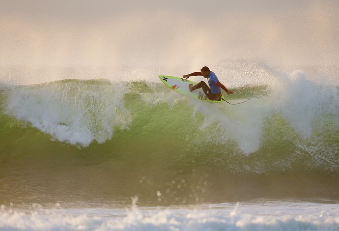 Michel Bourez em ação na etapa de Jefrreys Bay pelo Mundial de Surfe 2015 (Foto: Divulgação / WSL) Michel Bourez em ação na etapa de Jefrreys Bay pelo Mundial de Surfe 2015 (Foto: Divulgação / WSL)