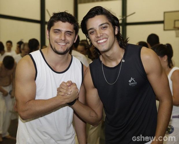 Irmãos unidos (Foto: Fábio Rocha/TV Globo)