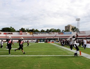 KC Frost, quarterback do Corinthians, foi o grande destaque da final do Touchdown (Foto: Cleber Akamine / Globoesporte.com)