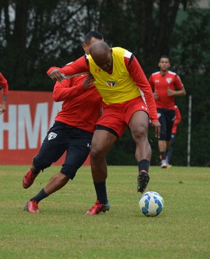 Edson Silva Luis Fabiano São Paulo (Foto: Site oficial do SPFC)